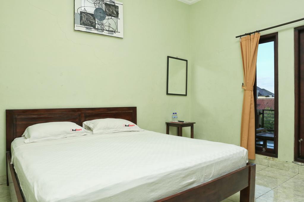 Reddoorz @ Mataram Kuta 3酒店 外观 照片